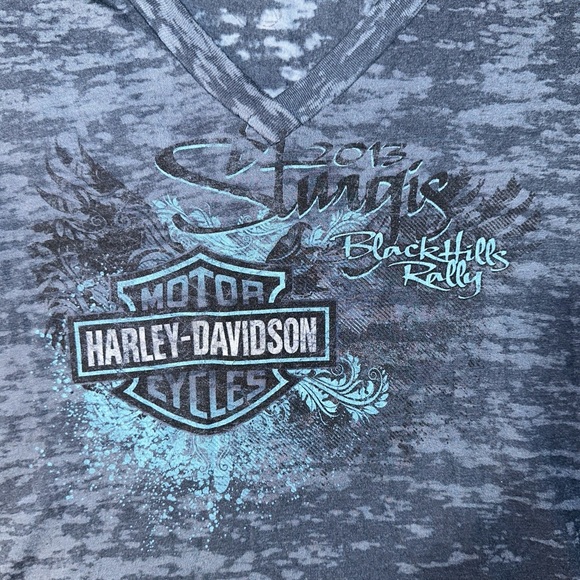 Harley Davidson | 2013 Sturgis Badlands BlackHills South Dakota Rally V Neck Tee - Picture 7 of 15